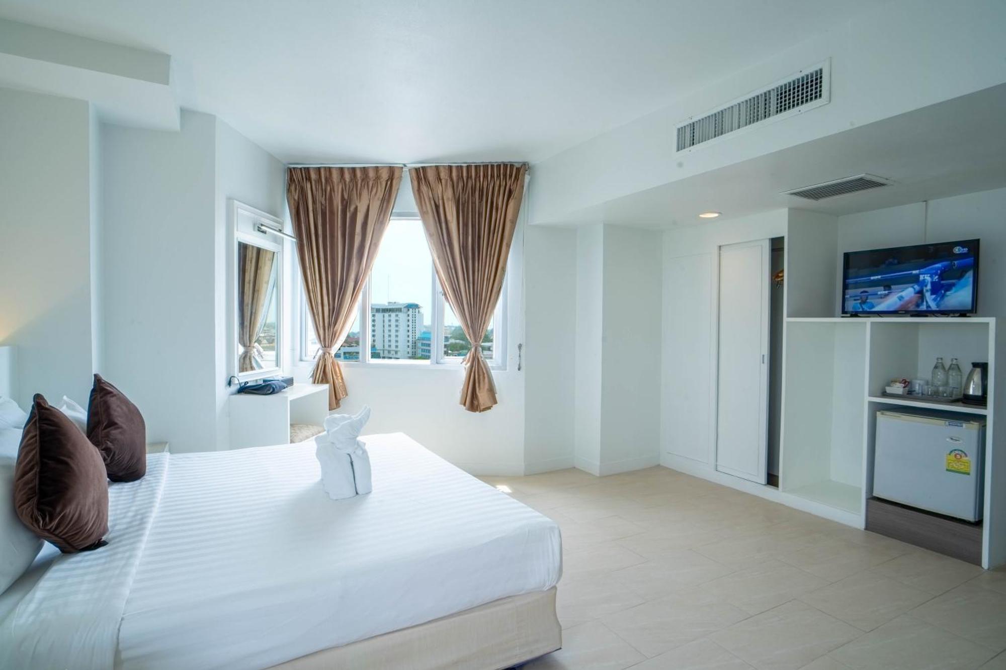 Thong Tarin Hotel Surin Eksteriør billede
